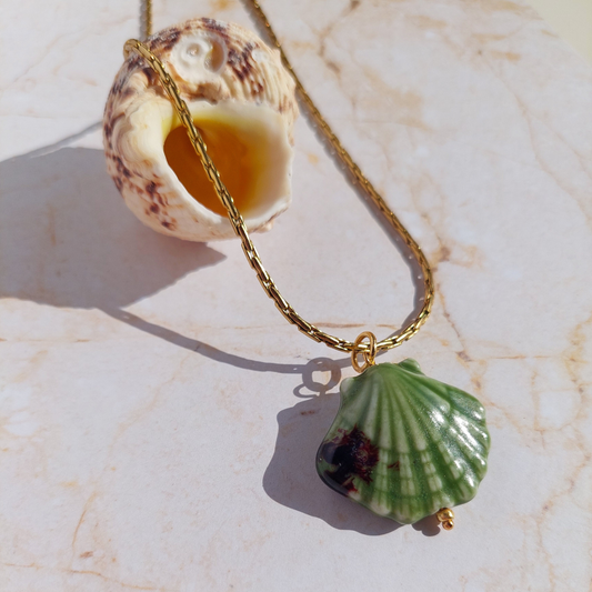 CAPESANTA necklace
