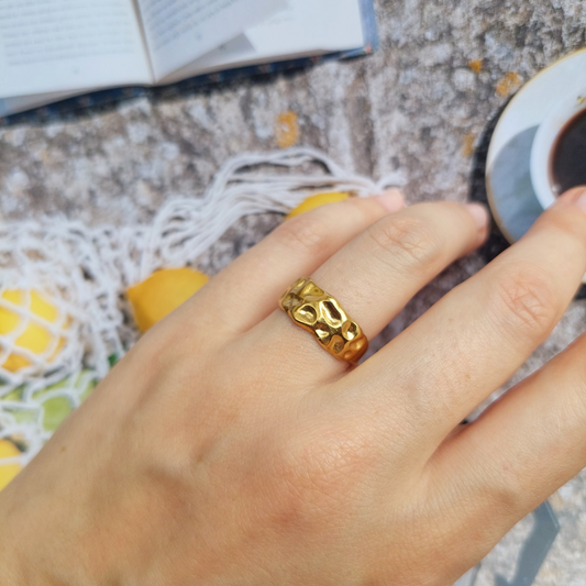 LUNA ring